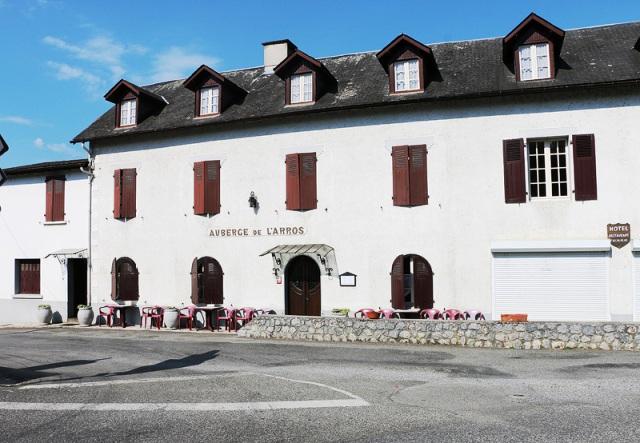 auberge-arros-bar auberge-arros-bar